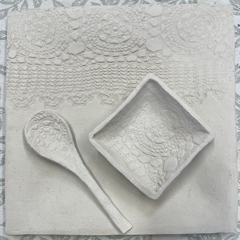 Ceramic-platter-spoon-lace-print